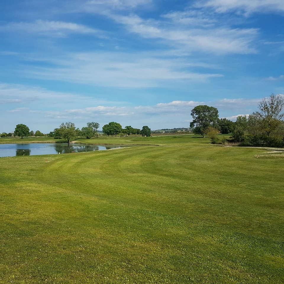 Golf Club di Verucchio venduto per soli 700mila euro dopo 9 aste&nbsp;deserte.